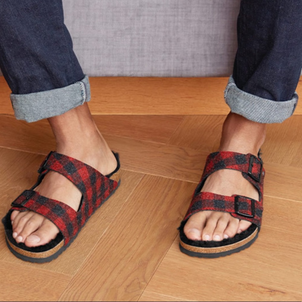 BIRKENSTOCK Arizona Wool Felt Plaid Red black shearling fur sandals size 44
